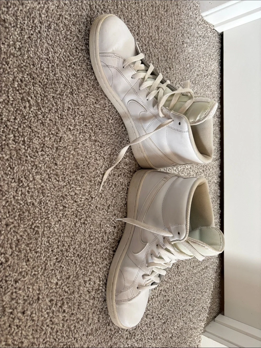 Nike Court Royale in White Onyx